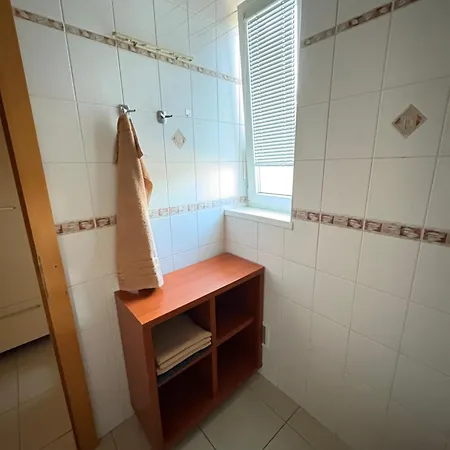 V Centre Mesta S Vyhladom Na Pesiu Zonu Apartmán